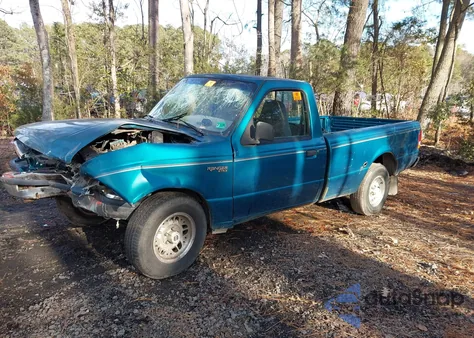 1994 Ford Ranger z USA, uszkodzony, nr VIN 1FTCR10A5RTA83700